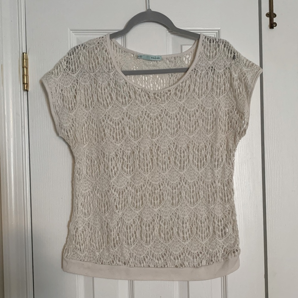 Maurices Cream white Lace CapSleeve Shirt